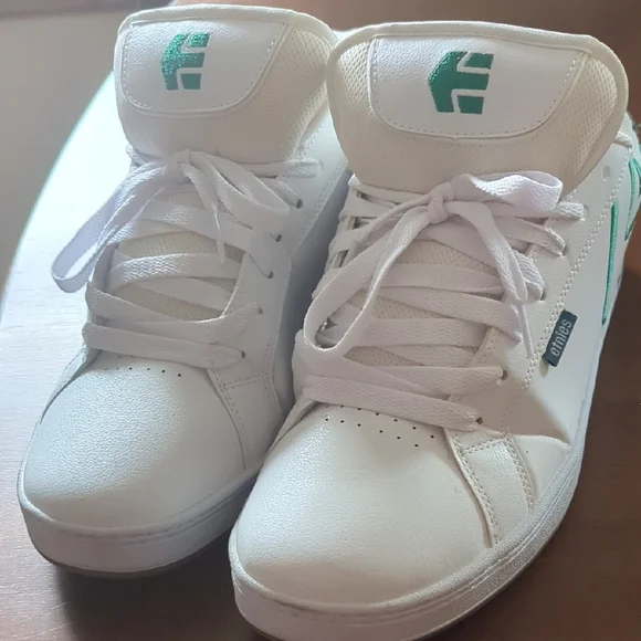 Etnies White and Green Sneakers Classic Skate Style - Picture 6 of 6
